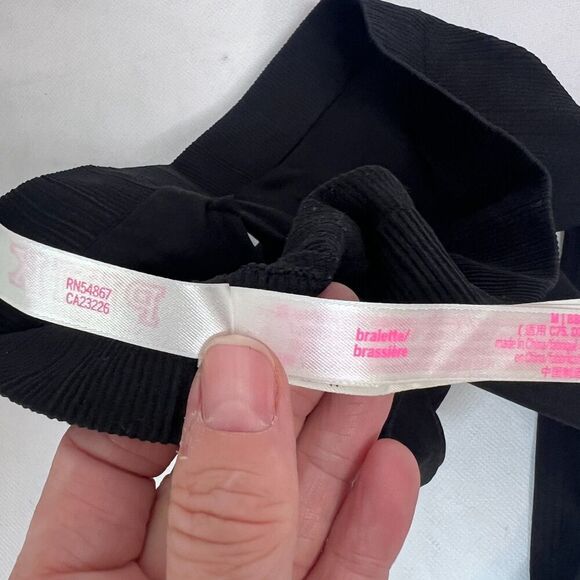 Victoria's Secret PINK Deep V‎ Ribbed Black Bralette Lightly Padded Size MD - Picture 5 of 8